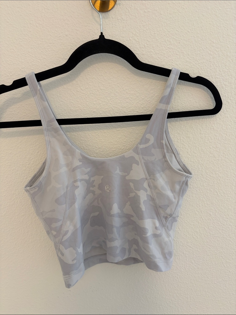 lululemon athletica Light Gray Camo Crop Top - Picture 2 of 3